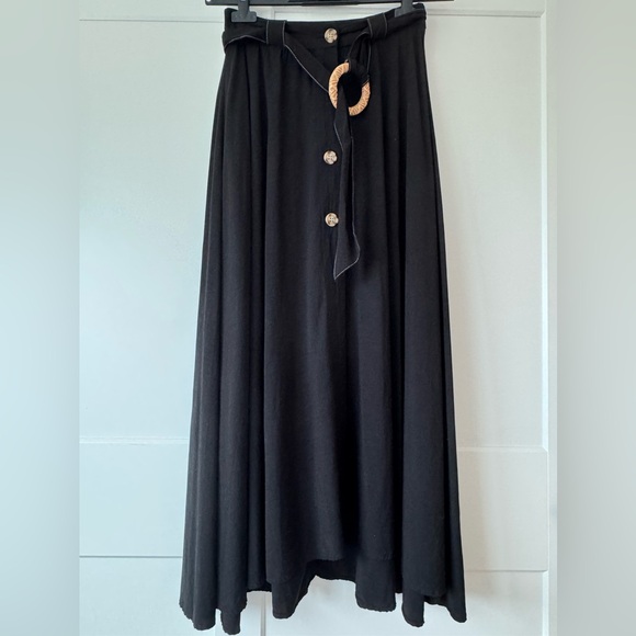 Zara Black Maxi Skirt with Button Detail - Picture 2 of 6